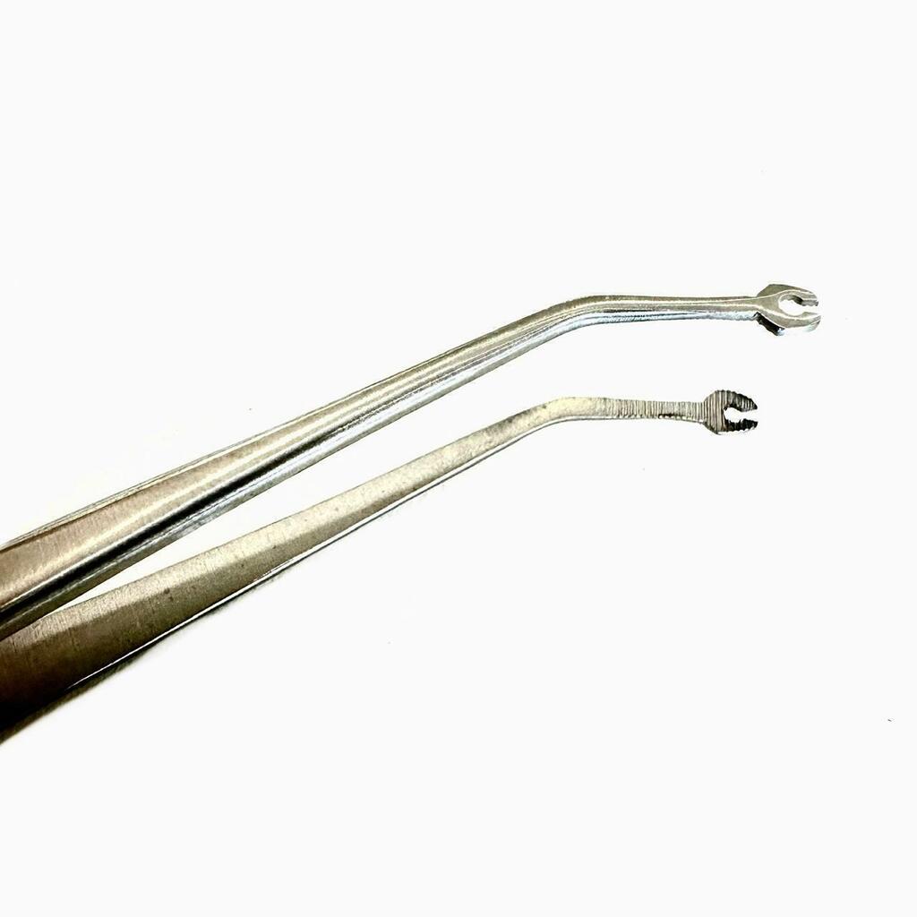 Pinça Auxiliar de Sutura